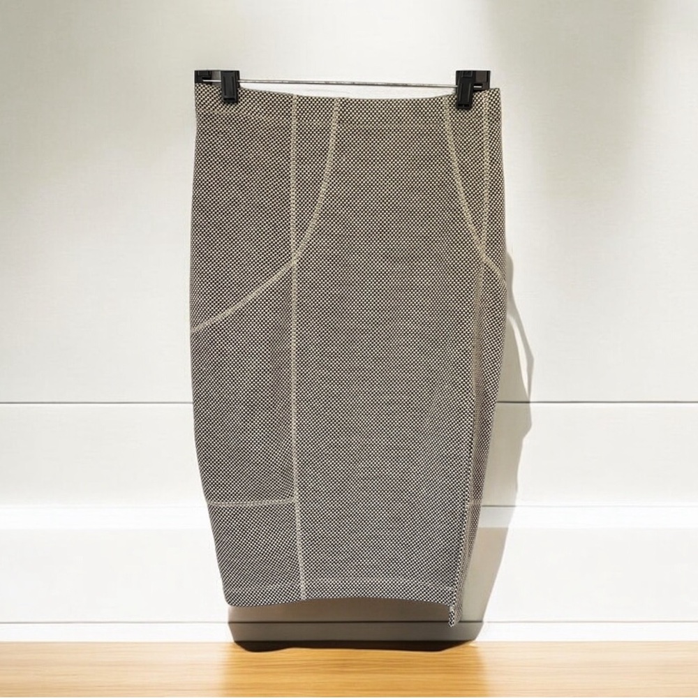 ⭐️ Skirt. Collection. Costa Blanca. Size Medium. 58% polyester.